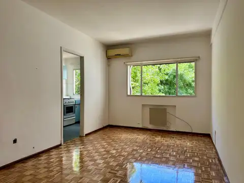 Albarellos 900, Piso 1