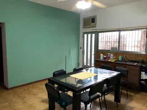 PH 4 AMB. FONDO CON 2 PATIOS!