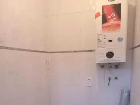 Depto Tipo Casa 3 ambientes con 2 baños