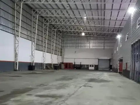 Excelente Depósito sin columnas internas con 13mts de altura ideal logística