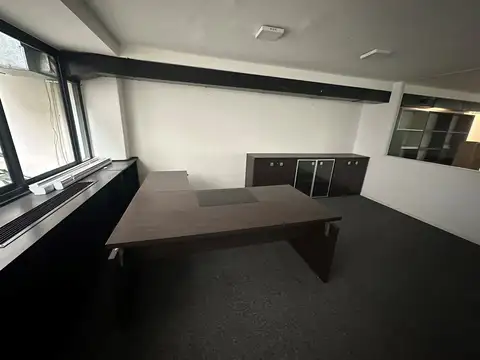 Oficina en Alquiler al Este