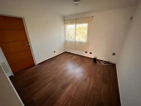 Casa Venta en Villa Allende Golf Recibe Menor