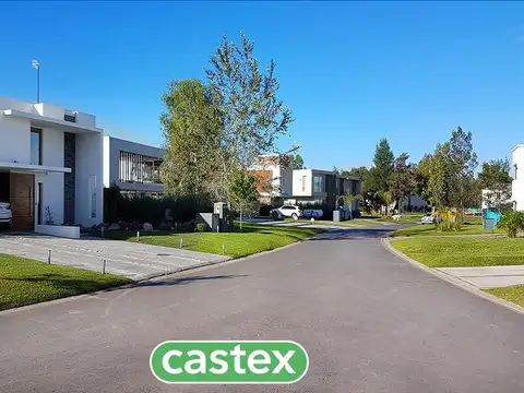 Terreno en Venta en Terralagos, USD 650.000