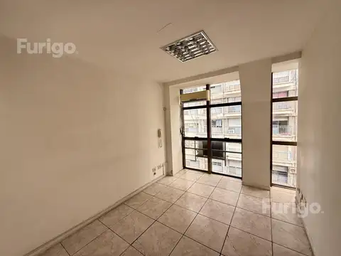 Oficina 2 ambientes con 1 baño