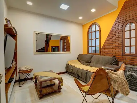 Calle Doctor Juan Felipe Aranguren 2500