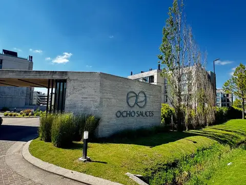 VENTA DEPARTAMENTO DOS DORMITORIOS. CONDOMINIO 8 SAUCES. FUNES