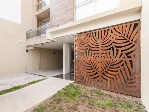 Cochera en venta. 100% FINANCIADO Y CUOTAS FIJAS EN PESOS. Buena ubicación en Remedios de Escalada