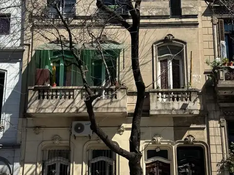 Ph - Venta - Argentina, Capital Federal - tacuarí 1700