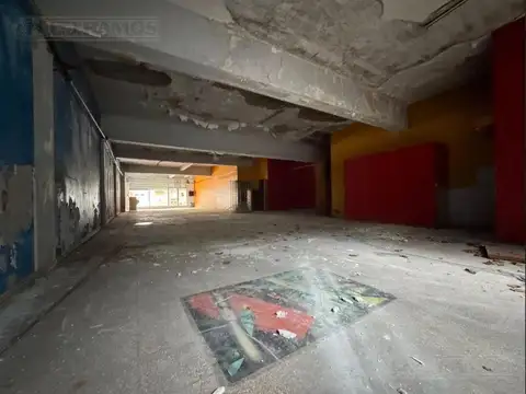 Local en Alquiler 50 años