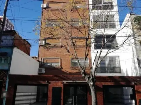 Juan Bautista Palaá e/ España y Berutti,