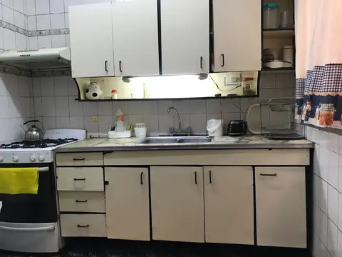 Depto Tipo Casa en Venta con 1 cocheras