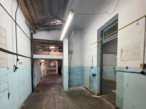 OPORTUNIDAD    galpón de 450 m² en Villa Santa Rita CABA