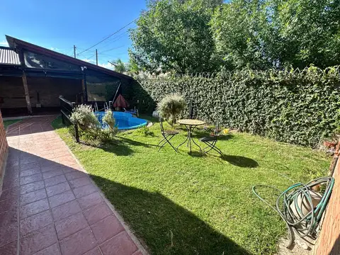 VENDO CASA SAN SALVADOR CON PILETA TODA EN PLANTA BAJA