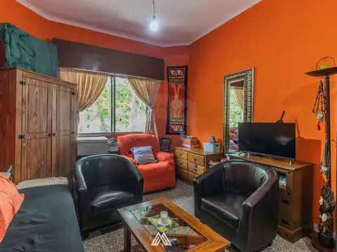 Gobernador Viana 2500