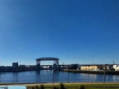 Don Pedro de Mendoza  al 2200