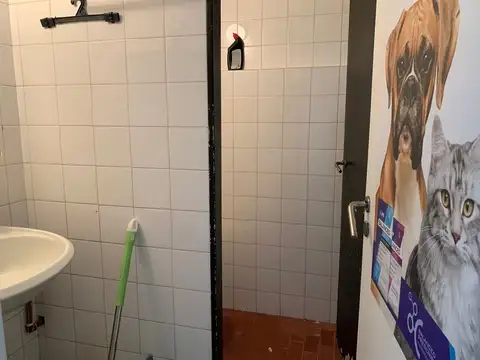 Local en Venta 40 años