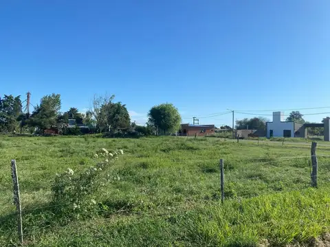 Bernard y Tucumán 900