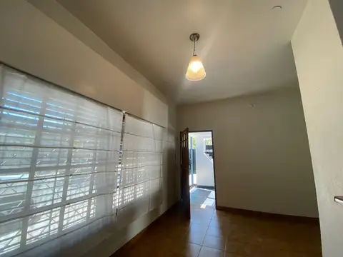 Casa en Venta en Moron, USD 105.000