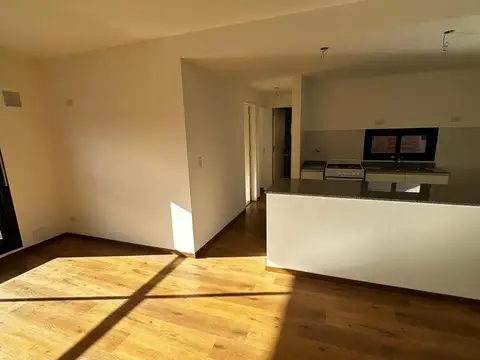 Av. Miglierini  al 600