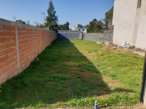Terreno en Venta en Arana, USD 27.000