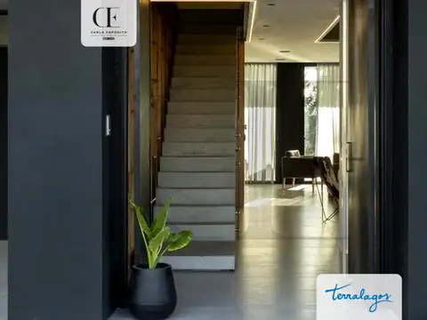 Casa 6 ambientes con 3 baños