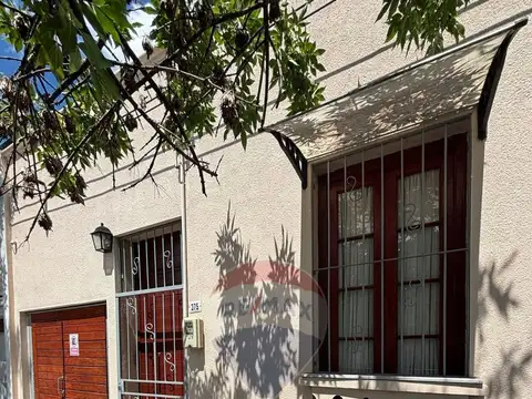 Casa 4 dormitorios, 3 baños. Se vende, Forida.