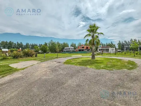 Terreno · Venta · Barrio Cerrado · Puerto Roldán  ·  85 usd m2 ·  No perimetral