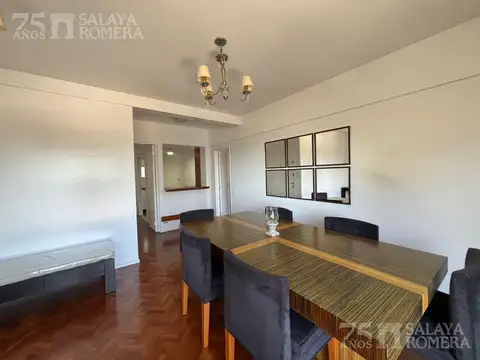 Av. Libertador  al 2600, Olivos