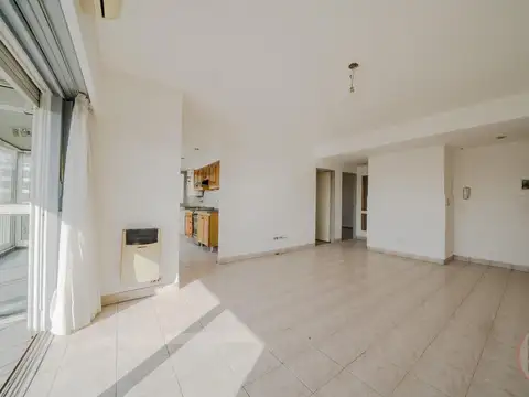 Departamento de tres ambientes en venta