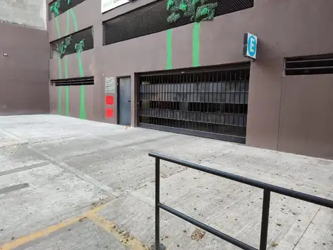 Cochera Con Monitoreo Por Cámaras Desde Tu Celular 