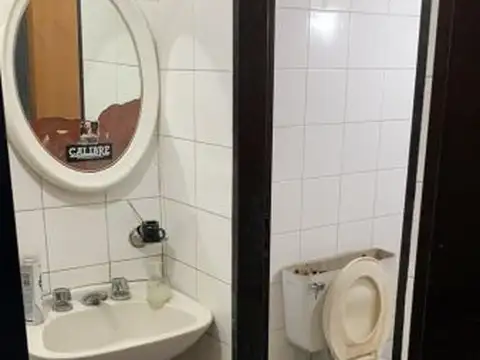 GalpÃ³n - Alquiler - Argentina, Capital Federal - Lisandro de la Torre  564