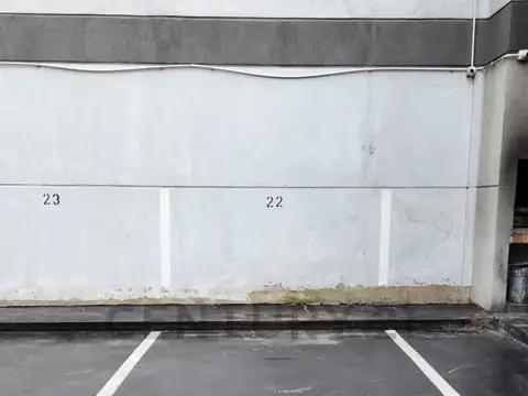 VENTA /COCHERA FIJA / PLANTA BAJA/BOEDO