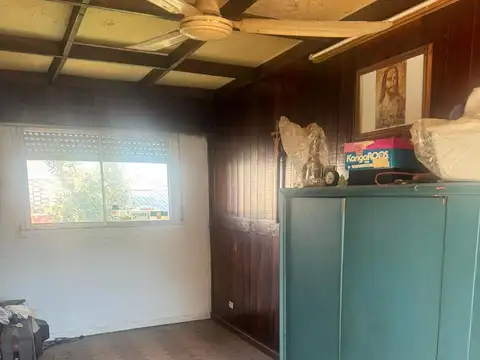 Casa 6 ambientes con 2 baños