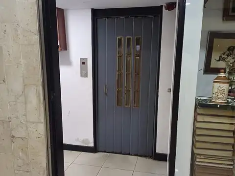 Venta 2 cocheras juntas - Microcentro