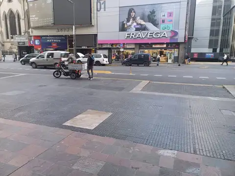 Venta 2 cocheras juntas - Microcentro