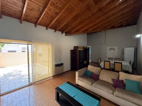 Depto Tipo Casa en Venta en Caseros, USD 85.000