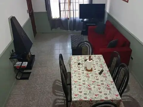 Casa 4 Ambientes en  Venta Ituzaingo Norte