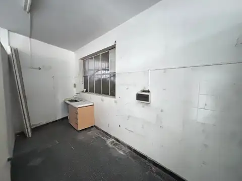 Local en Venta en Almagro, USD 115.000