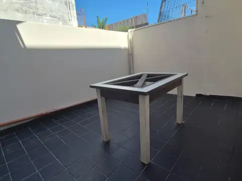 Depto Tipo Casa en Venta 50 años