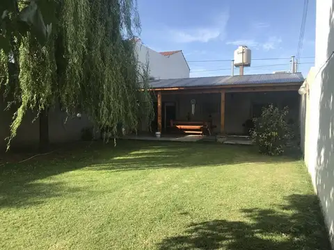 Casa en Venta en Moron, USD 164.900