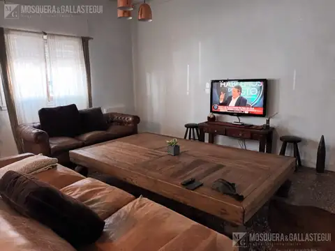 Casa 3 ambientes con 1 baño
