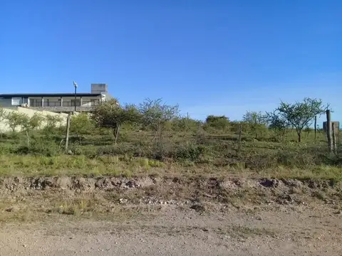 Terreno en venta 1770 mts en Santa Cruz del Lago