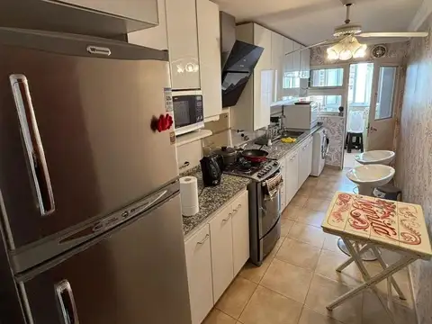 Departamento en Alquiler con 1 cocheras