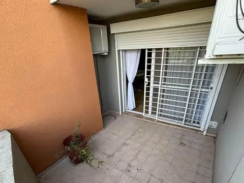 Departamento 6 ambientes con 1 baño