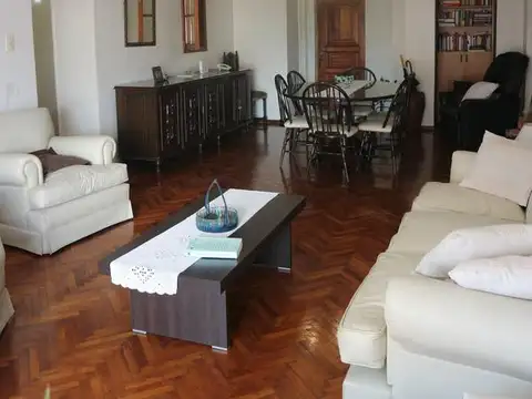 Departamento 4 ambientes con 3 baños