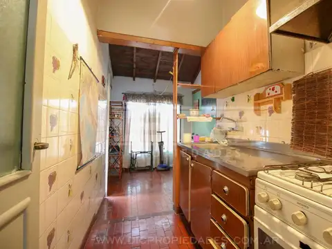 Depto Tipo Casa 6 ambientes con 1 baño