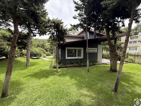 Casa en Venta en Mar de las Pampas, USD 350.000