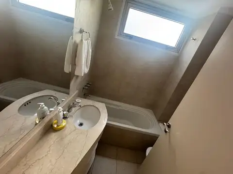 Departamento 3 ambientes con 2 baños