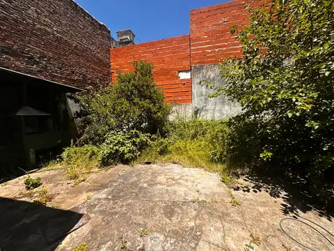 Terreno en Venta 8  mts Frente