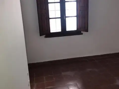 Depto Tipo Casa en Alquiler de 2 dormitorios